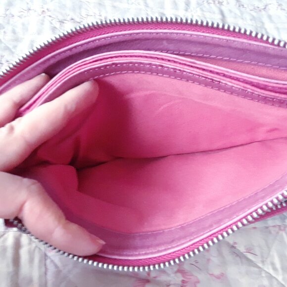 Liebeskind Berlin Leather Multi-Zippered Pouch - Picture 12 of 13